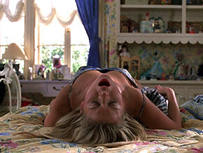 Tara Reid bedroom cunnilingus scene (FCSM0014)