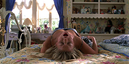 Tara Reid bedroom cunnilingus scene (FCSM0014)