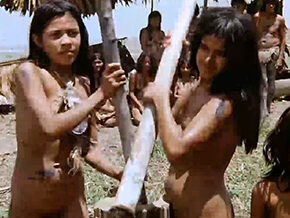 Native girls, Cannibal Holocaust