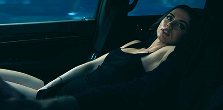 Ana de Armas masturbation scene in the car