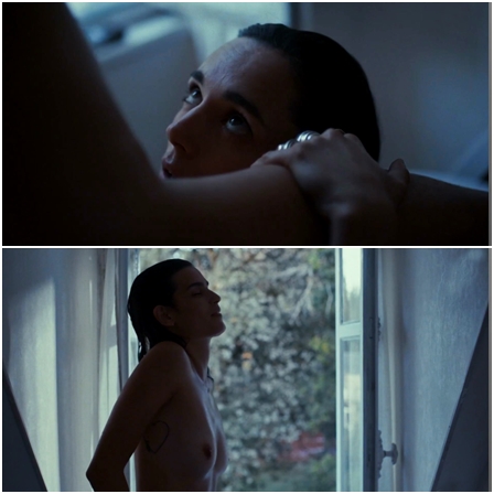 Alma Jodorowsky, Jehnny Beth lesbo scene in Split (2023) SC02