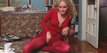 Beverly D'Angelo masturbation in The Sentinel (1977)